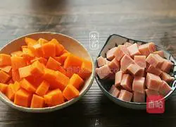 Illustration of how to make stir-fried ham with tripod 3