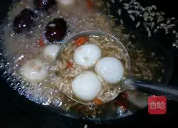 Illustration of how to make red dates and glutinous rice with sweet wine 15