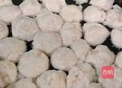 Illustration of making homemade shrimp balls 10