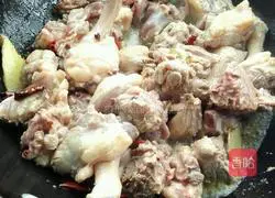 Illustration of how to make beer duck legs 6