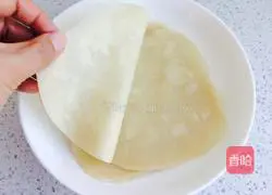 Illustration of Homemade Spring Cake 7