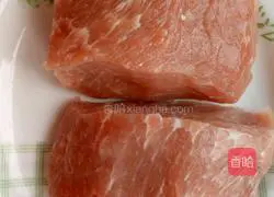 Illustration of authentic Northeastern pot-roasted pork 1