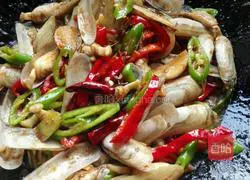 Illustration of how to cook razor clams in sauce 8