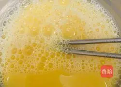 Illustration of making 60-year-old chicken cake 4