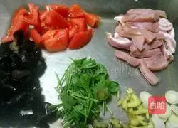 Illustration of how to make crispy pork in sour soup 2