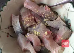 Illustration of braised fish cubes 1