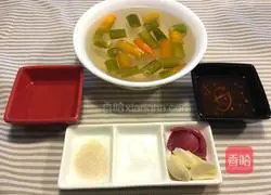 Soak Illustration of how to make pepper and chicken feet 7