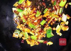 Illustration of how to make spicy crab 8