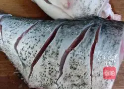 Illustration of how to cook silver carp at home 3
