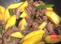 Mango Fried Beef Recipe Illustration 9