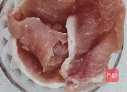 Illustration of how to make pan-fried pork tenderloin 1