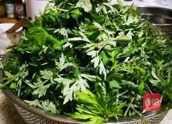 Illustration of how to make Qingming fruit 1