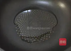 Illustration of how to make diced steamed buns with tomato sauce 3