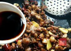 Illustration of how to make stir-fried spicy chicken 9