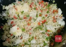 Illustration of how to make tomato sauce rice 5