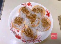 Illustration of how to make steamed scallops with garlic vermicelli 4