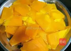 How to make pumpkin balls filled with sesame seeds in every bite.Illustration of how to make it so simple 2