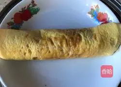 Illustration of how to make golden steamed rolls 5