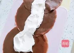 Cream chocolate towel roll Illustration of how to do it 7