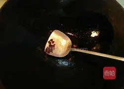 Illustration of making sauerkraut and mashed potatoes 10