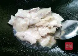 Illustration of how to make twice-cooked potato pork 11