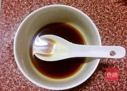 Illustration of how to cook redwood fish in sauce 2