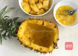 Illustration of how to make pineapple glutinous rice 7