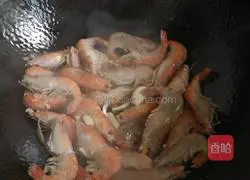 Illustration of braised Macrobrachium in oil 5