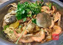 Illustration of how to make crab pot 12