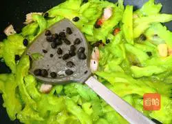 Illustration of how to make fried meat with bitter melon 5