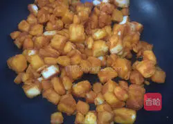 Illustration of how to make diced steamed buns with tomato sauce 6