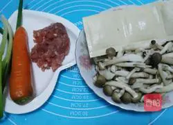 Illustration of how to make crab-flavored mushroom braised tofu (improved version of Mapo tofu) 1