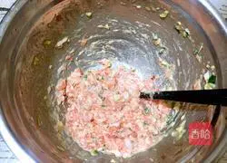 Illustration of how to make sweet and sour meatballs 3