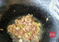 Illustration of how to make homemade tofu with minced meat 4
