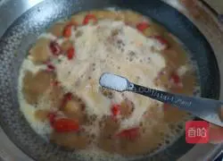 Illustration of how to make garlic crayfish 7