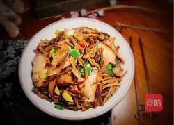 Illustration of how to make steamed bacon with dried beans 12