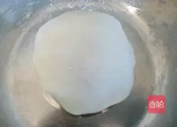 Illustration of how to make pumpkin soup balls 2