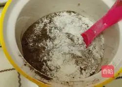 Illustration of how to make mellow chocolate cake 2
