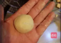 Illustration of making mashed potato instant cheese balls 5