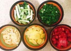 Illustration of how to stir-fry tiger crab 4