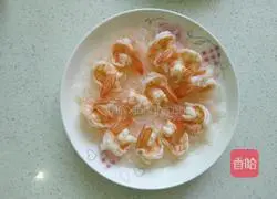 Illustration of how to make garlic anchovy shrimp 2