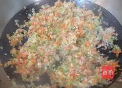 Illustration of how to make Italian tomato sauce (family version) 4