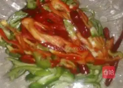 Illustration of how to cook twice-cooked pork with bamboo shoots 5