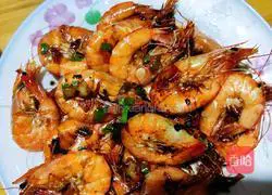 Illustration of braised prawns that adults and children love to eat 7