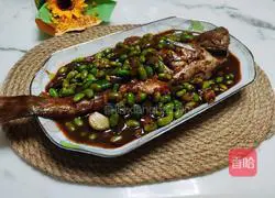 Illustration of how to make sea bass and seared beans 10