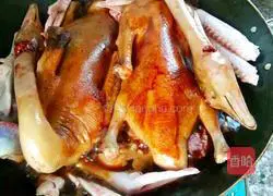 Illustration of how to make Lugoose 5