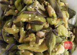 Illustration of how to make stir-fried eggplant shreds 6