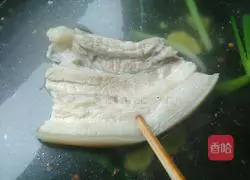 Illustration of how to make twice-cooked pork with garlic sprouts 4