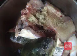 Illustration of authentic Sichuan boiled fish recipe 7