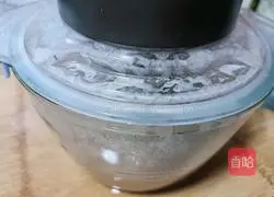 Illustration of how to make almond shrimp balls 7